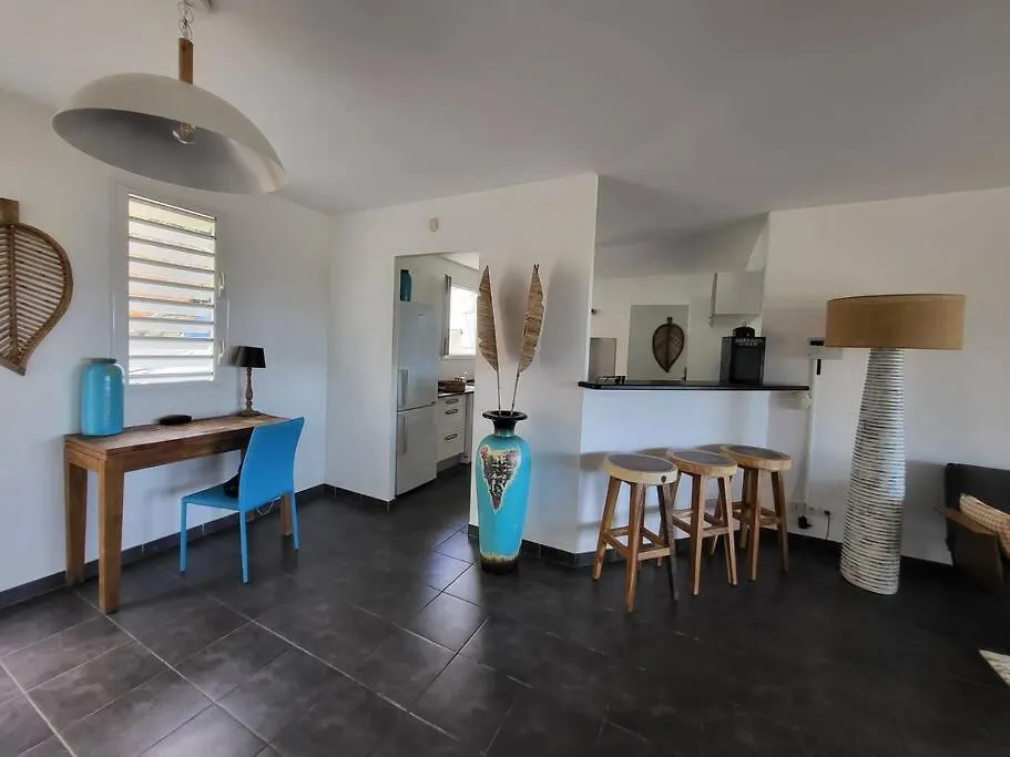 Villa Bwa Sasha Calme Vue Mer Et Plage A 2 Min Ле-Диаман 0*,  Мартиника
