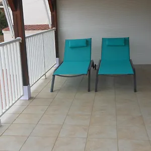  Hébergement de vacances Carline